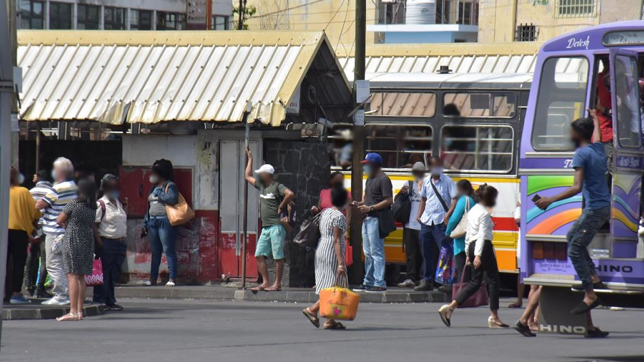 Moindre affluence à la gare du Nord, à Port-Louis. 