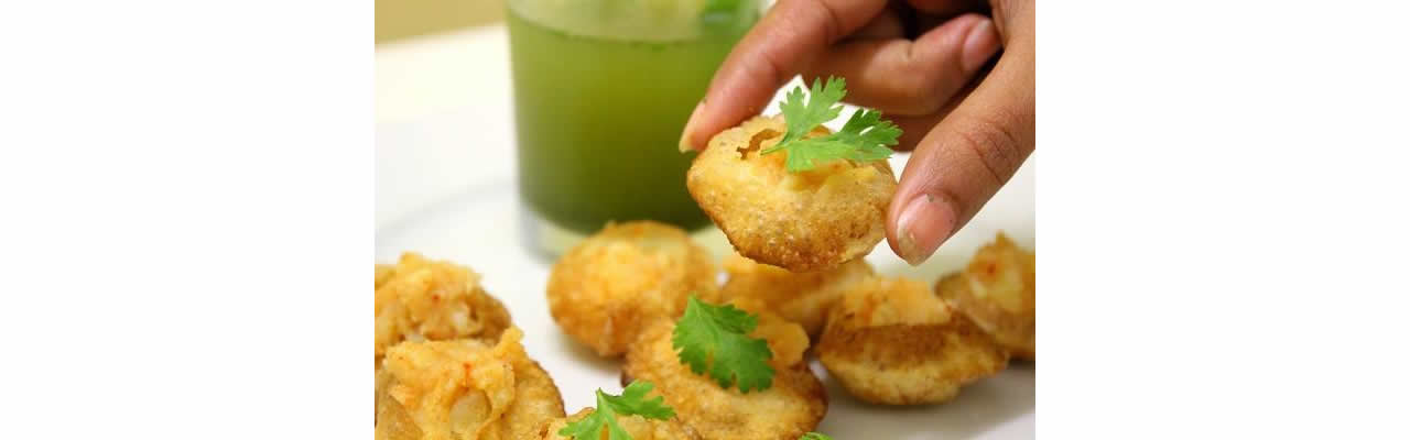 Pani Puri Masti reçoit des commandes sur sa page Facebook en ligne ou par téléphone.