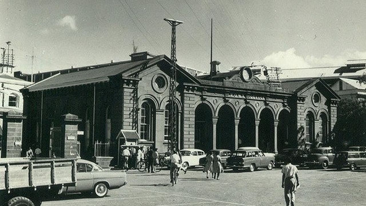 Poste centrale (Crédit photo : Vintage Mauritius)