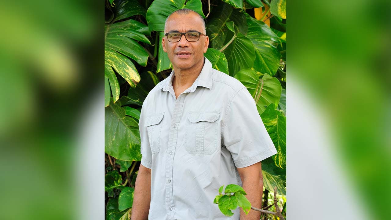 Serge Gawono, Trainer in First Aid chez Industrie et Services de L’océan Indien.