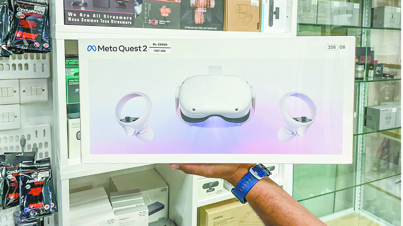 Plongez dans l’univers de la réalité virtuelle avec le casque Meta Quest 2.