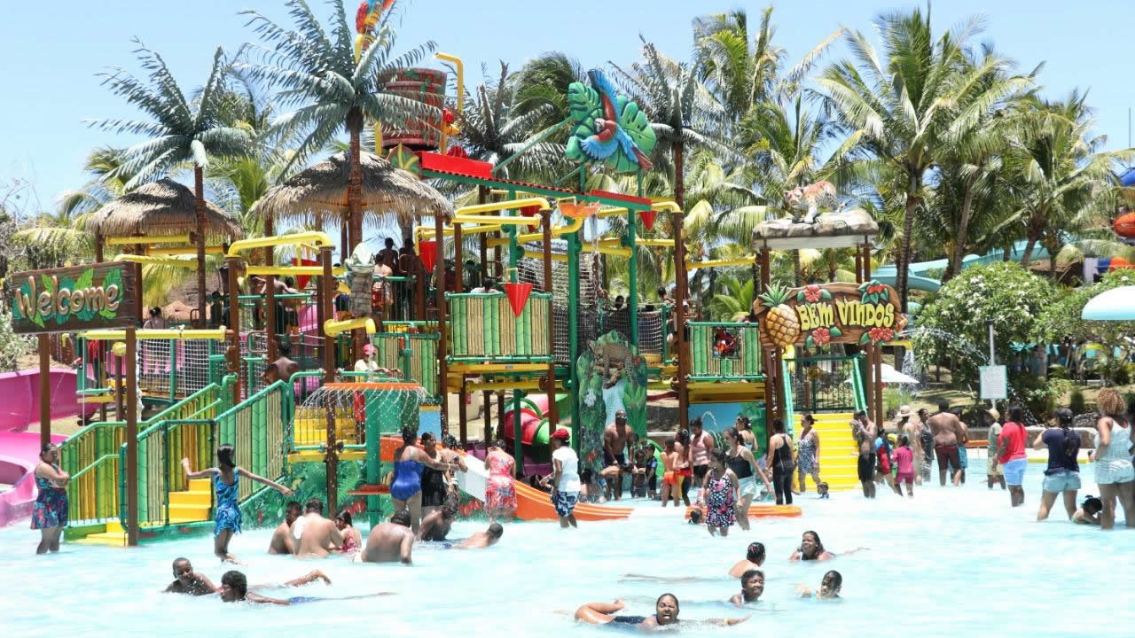 Les enfants ont profité des activités aquatiques au Splash N Fun.