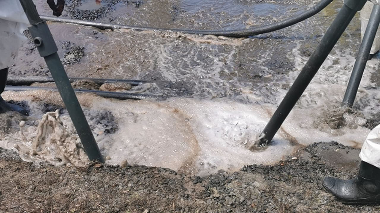 La compagnie Le Floch Dépollution est une des rares à faire le Flushing  à l’eau de mer.