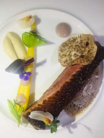 Poitrine de canard et purée d’arouille.