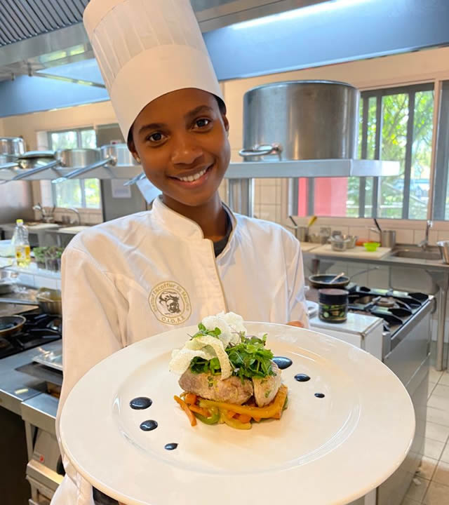 Anne-Lise a lancé son petit business de pâtisserie, Manz ar babylone.