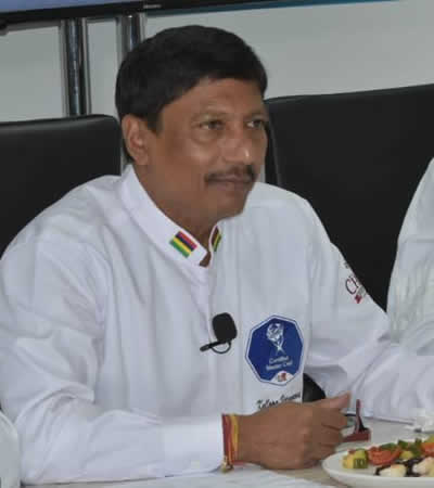 Chef Vijranand Kallooa