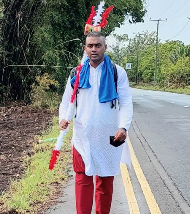 Kunal Jugasing a porté un « trishul ».