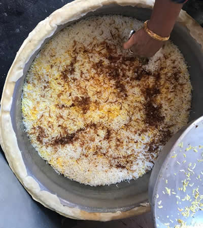 Naheed Romaldo et sa famille serviront un briyani traditionnel en ce jour spécial.