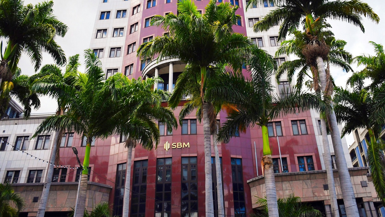 La SBM Tower à Port-Louis.