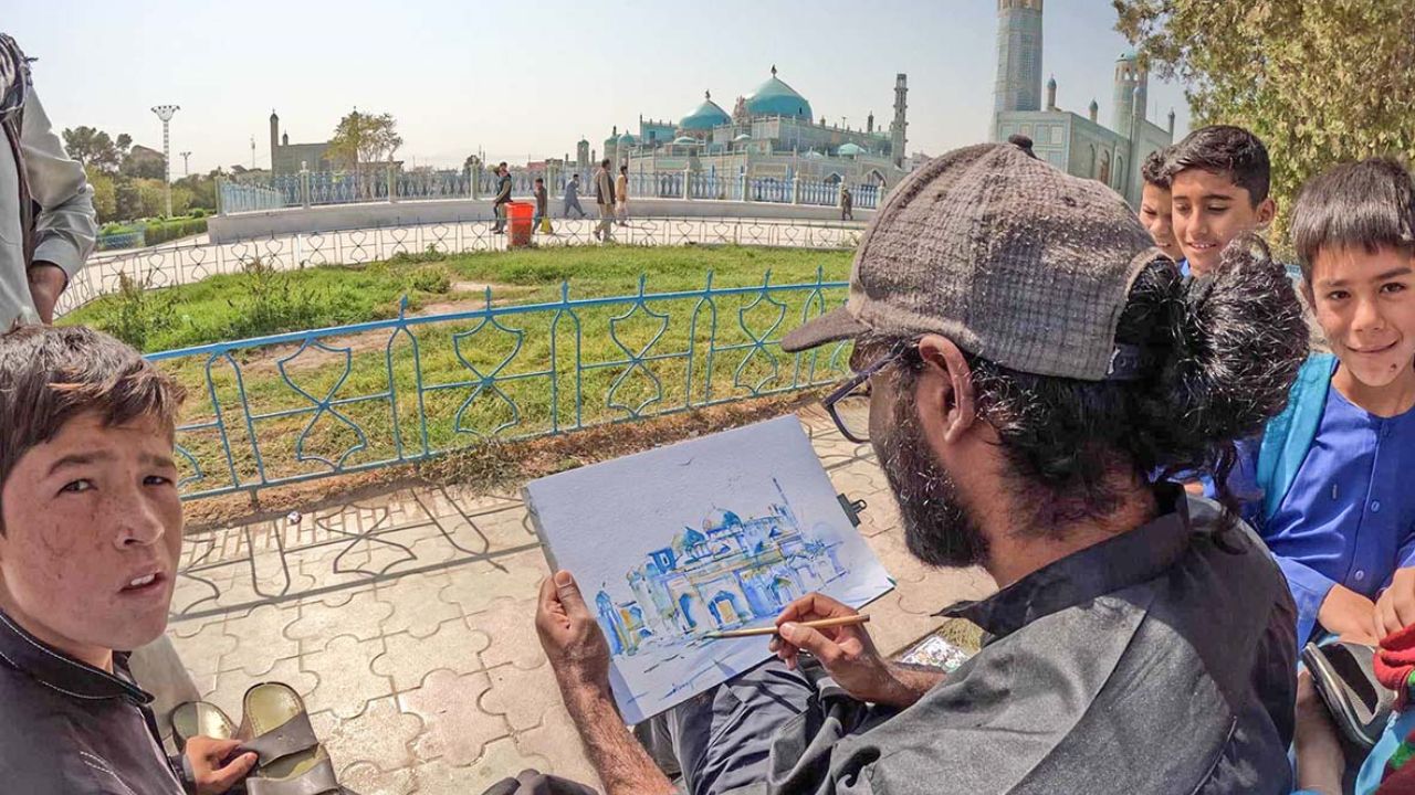 Akshay a exploré diverses régions de l'Afghanistan, cherchant à s'imprégner de sa culture tout en découvrant ses habitants et ses paysages.